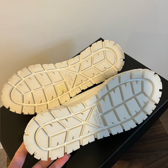 Paillettes Wheel Lug-Sole Platform Sneakers - Picture 3 of 5